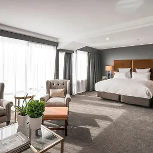 Montreal Hotel